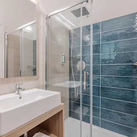 Apartahotel Hotiday Collection - Desenzano Desenzano del Garda