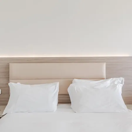 Hotiday Desenzano Aparthotel