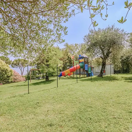 Hotiday Desenzano شقة فندقية 3*